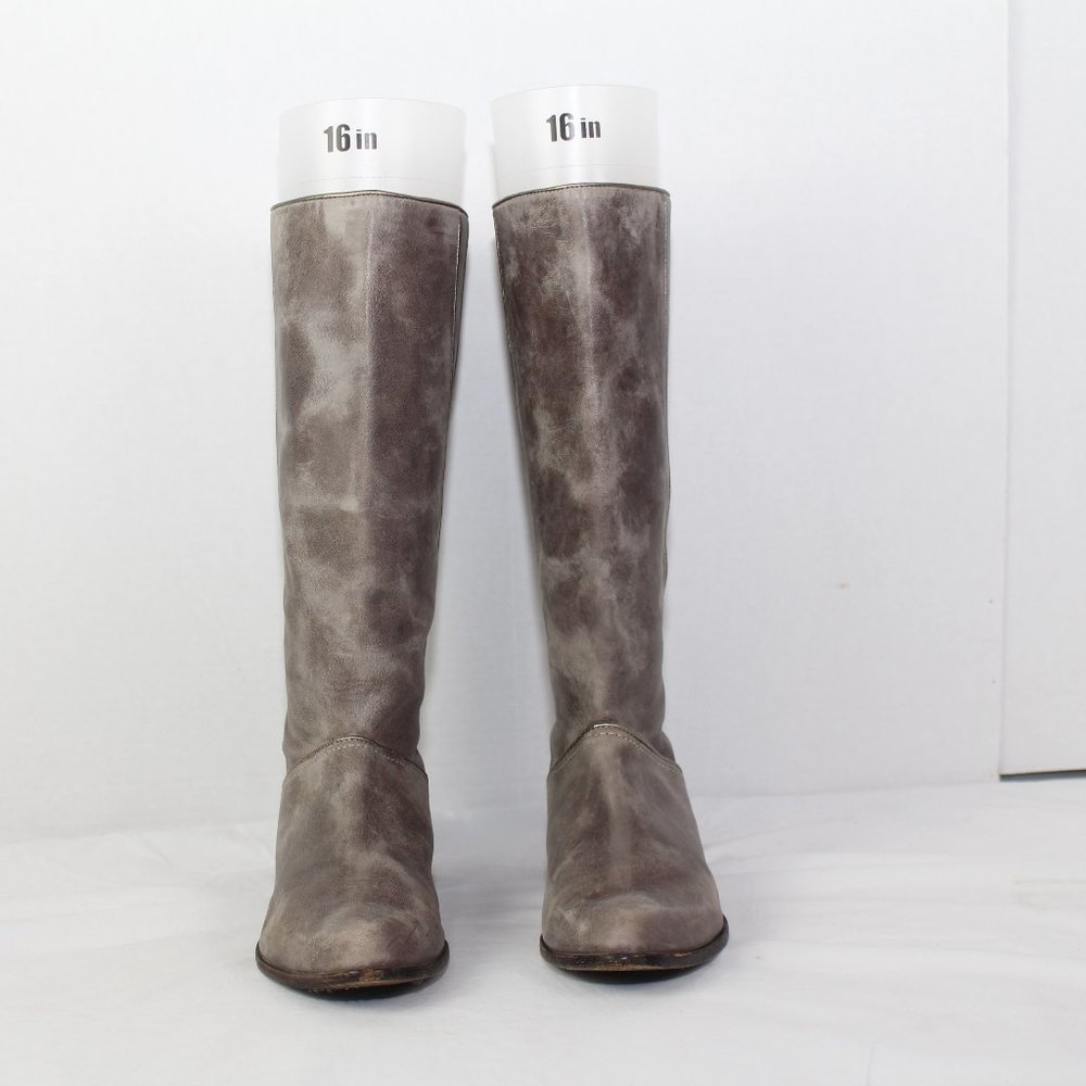 FRYE ladies leather boots size 9M
